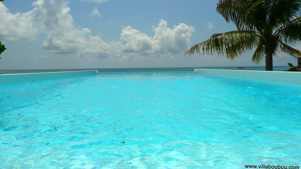 villa en front de mer en guadeloupe au bord du lagon de saint franois